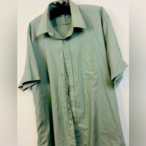 Pierre Cardin Green Short Sleeve Button Down Shirt, 17.5 8/8